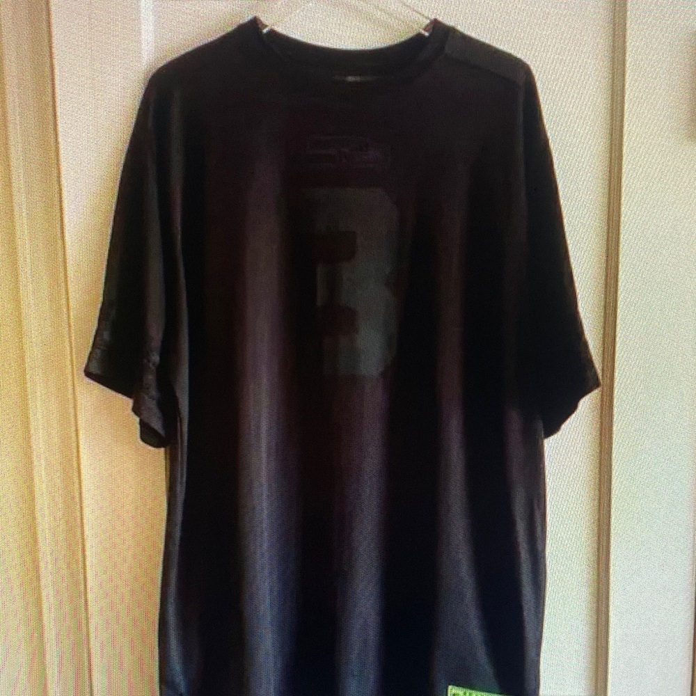 Majestic Dark Men's Jersey with Number Graphic